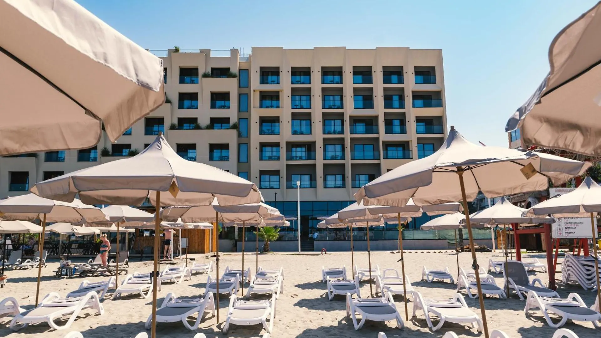 Aks Hotel Durrës