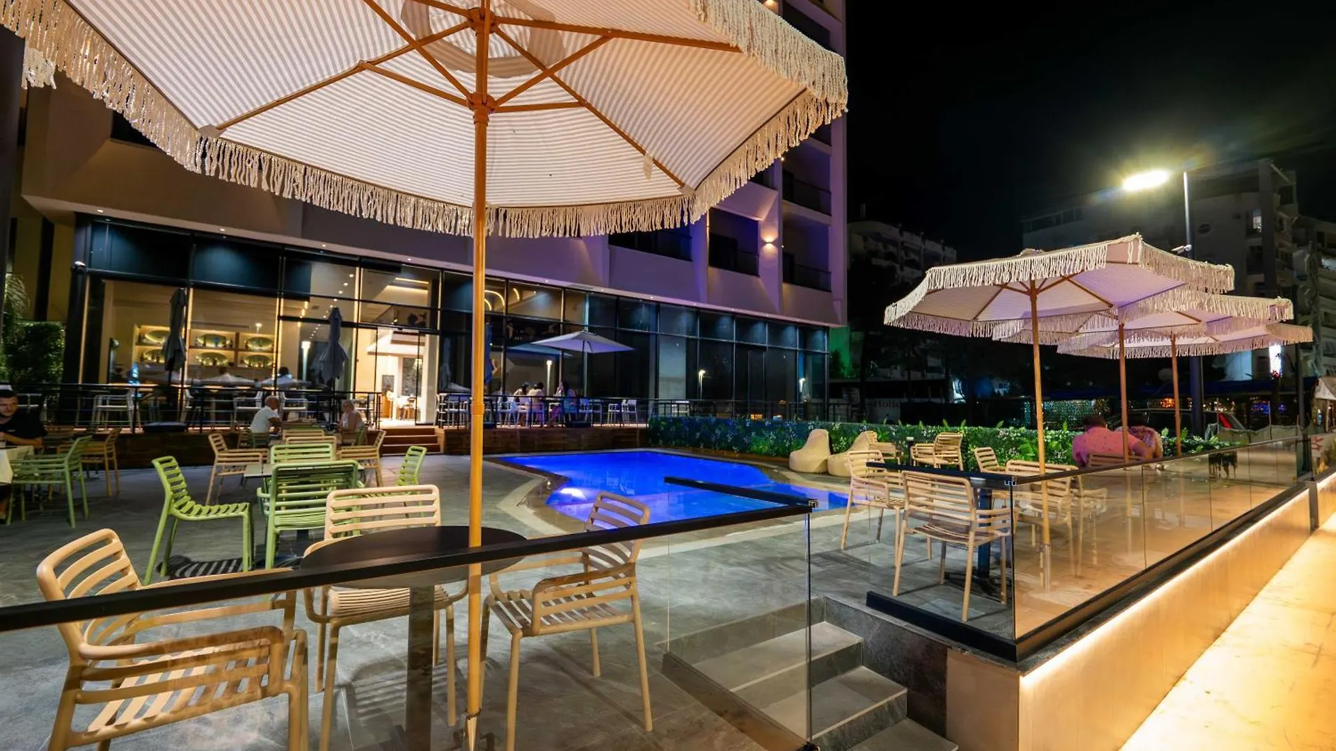 Aks Hotel Durrës